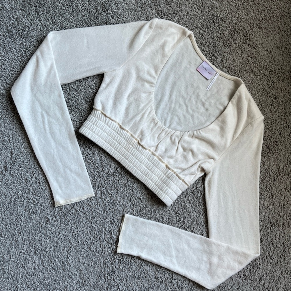 Out From Under Ivory Long Sleeve Deep Neck Crop Top Super Soft Size Small